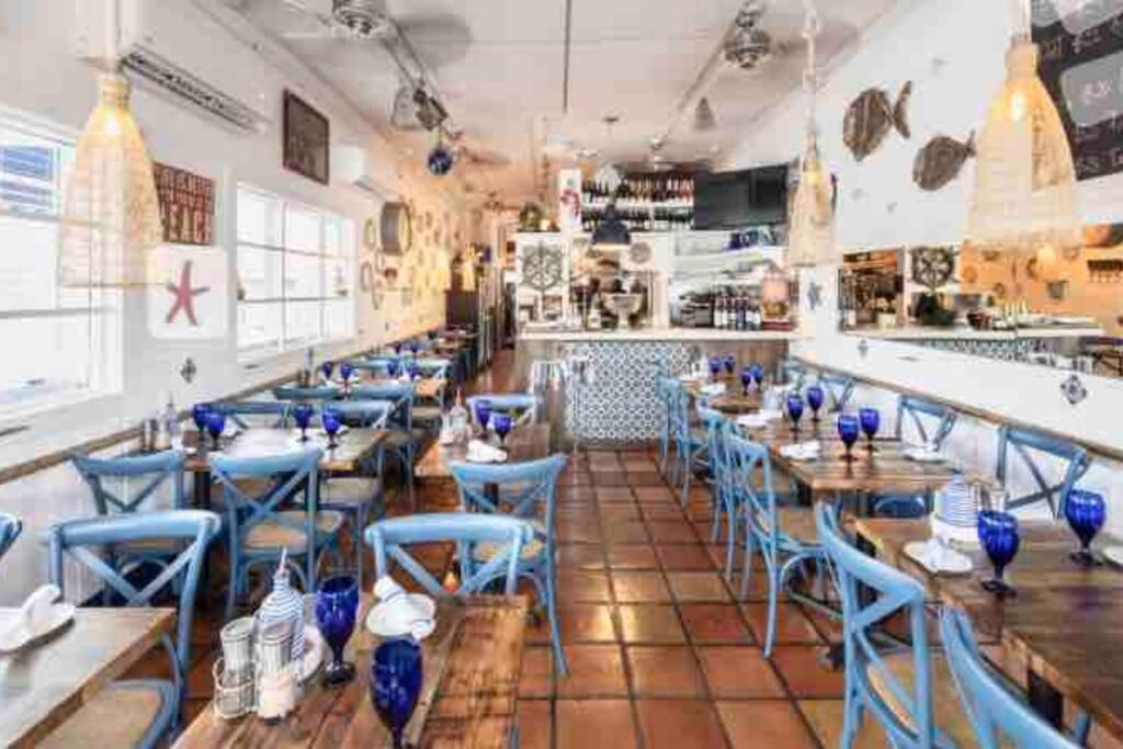 Groveo5 10 Minutes From Miami Beach Bagian luar foto