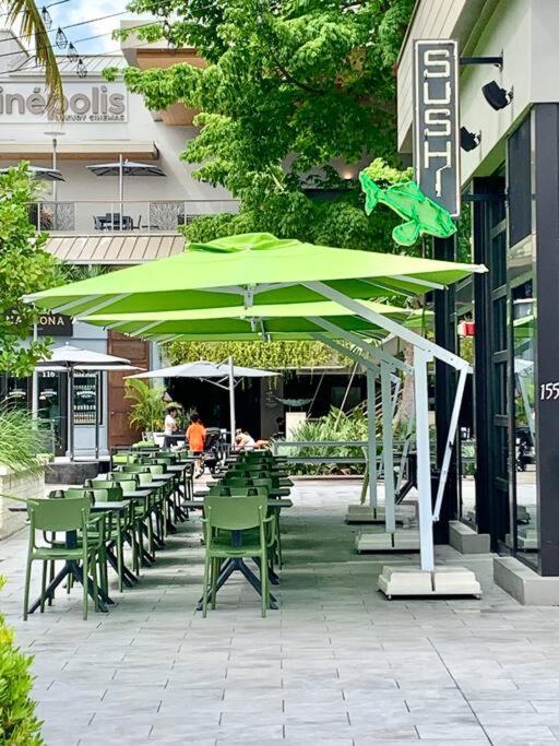Groveo5 10 Minutes From Miami Beach Bagian luar foto